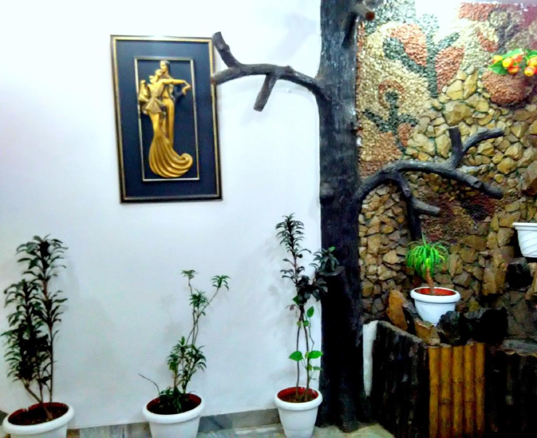 Hotel Rama Palace Katra  Ngoại thất bức ảnh
